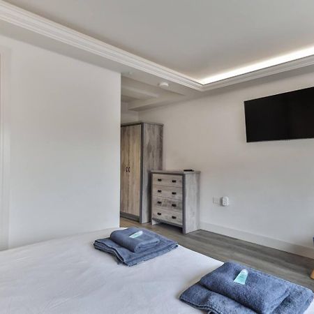 Spacious, Modern 2 Bed Apartment With Ensuites Шеффілд Екстер'єр фото